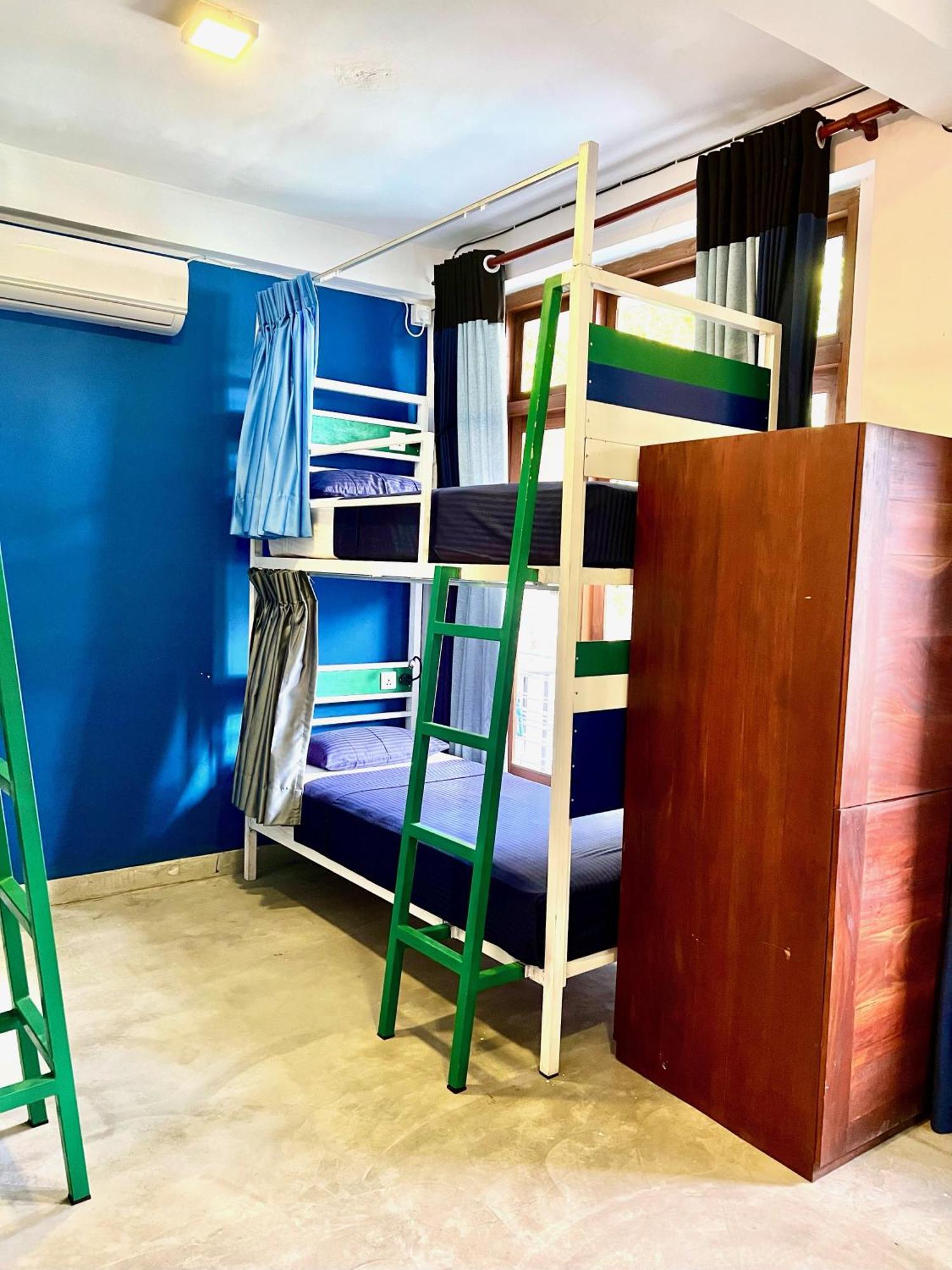 Downtown Hostels אלה מראה חיצוני תמונה